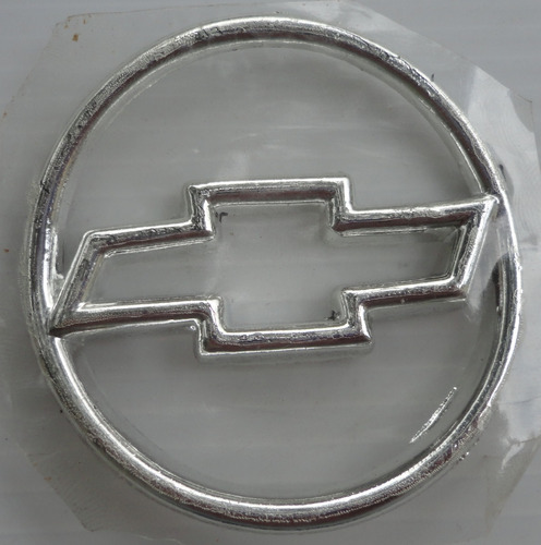 Emblema Maleta Chevrolet Corsa 4 Puertas Foto 5