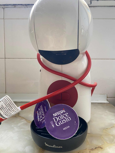 Cafetera Nescafe Dolce Gusto