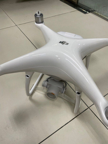 Drone Dji Phantom 4 Pro V2.0 Con Cámara 4k Color Blanco 