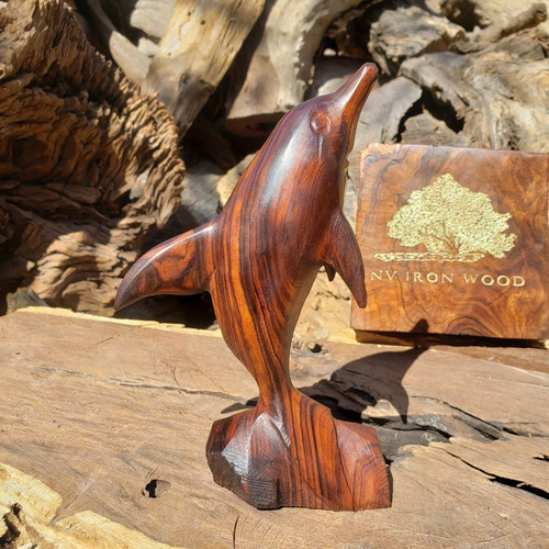 Artesania Delfin Saltando En Madera De Palo Fierro 20 Cms Cc