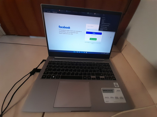 Notebook Samsung Book E30