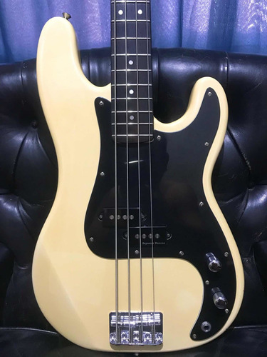 Bajo Squier Precision Bass Korea 94