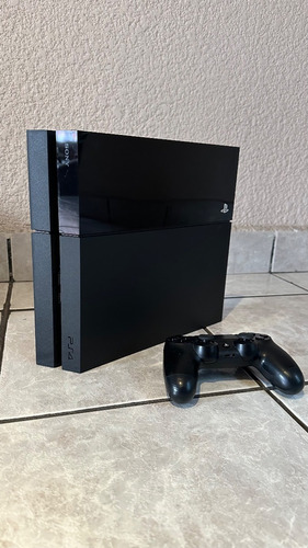 Sony Playstation 4 500gb Standard Color Negro