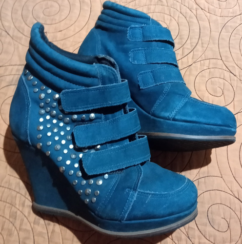 Botas Gamuza Azul Hush Puppies Talle 36