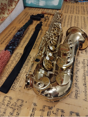 Saxophone Alto Benson 