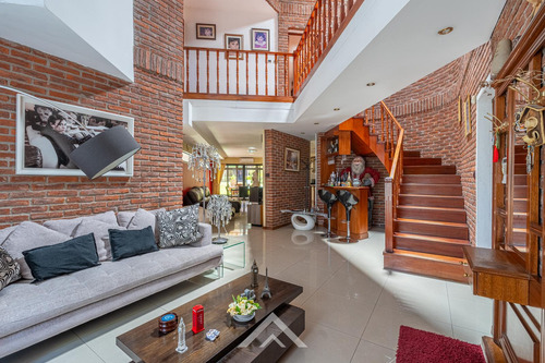 Venta Exclusiva Casa 3 Dormitorios En El Prado - 2 Plantas - Barbacoa - Piscina - Padrón Único - Segunda Vivienda Independiente - Apta Banco!