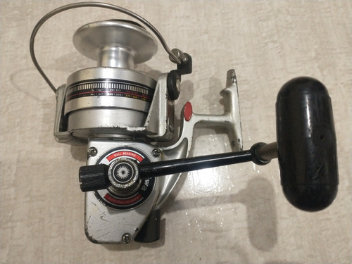 Molinete Daiwa 9000c