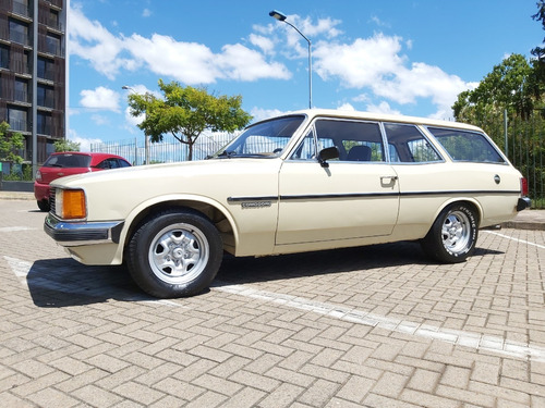 CHEVROLET OPALA CARAVAN