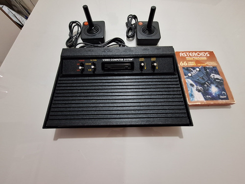Atari 2600 Polyvox Com Dois Controles E Cartucho 