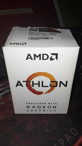 Procesador Amd Athlon 3000g  De 2 Núcleos Y  3.5ghz 