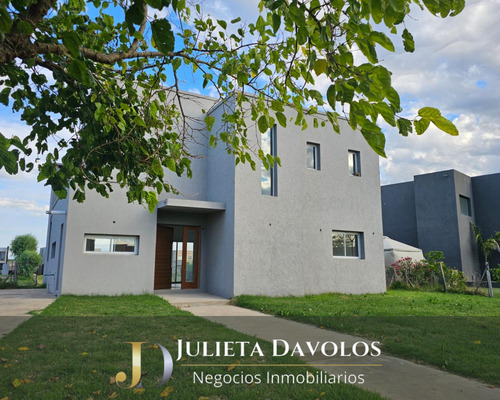 Casa En Venta 6 Ambientes Barrio El Canton Norte Al Lago