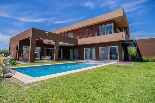 Casa En Venta - Barrio Santo Domingo - San Vicente / Canning