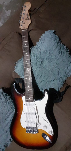 Guitarra Leonard Stratocaster + Pedal De Eco