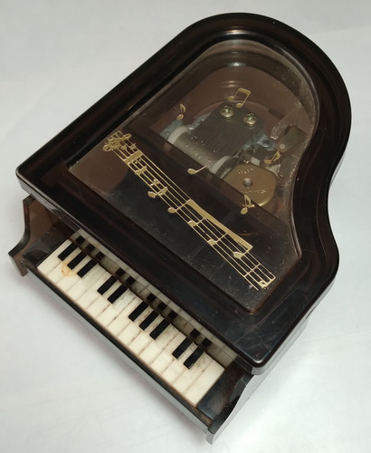 Caja Musical Piano 10x13x7 Cm Funciona.