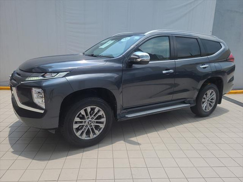 Mitsubishi Montero 2020