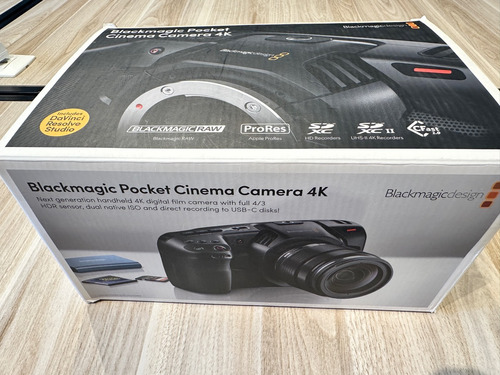 Blackmagic Pocket Cinema 4k + Lente Panasonic Lumix 14-140mm