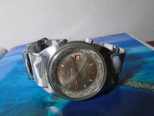 Technos Sky Diver Compressor World Time 200 M S'60 Antigo