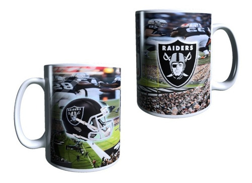 Taza Raiders De Las Vegas. Nfl. Casco. Fondo De Estadio