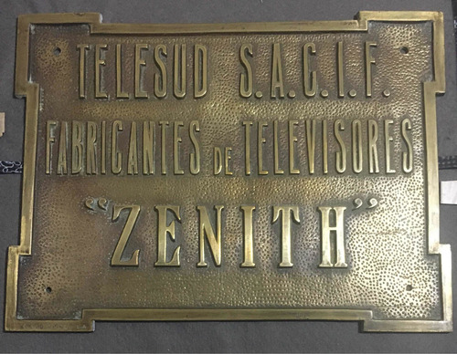 Placa Antigua De Bronce De Fábrica Zenith