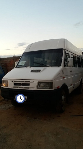 IVECO DAILY MAXIVAN 2001
