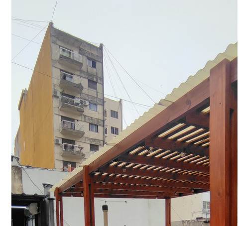 Pergola De Madera Reforzada