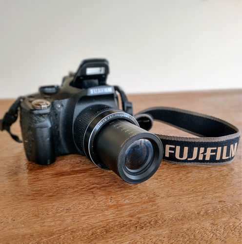 Câmera Digital Fujifilm Finepix Sl300