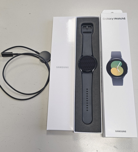 Samsung Galaxy Watch 5 (40mm) Graphite