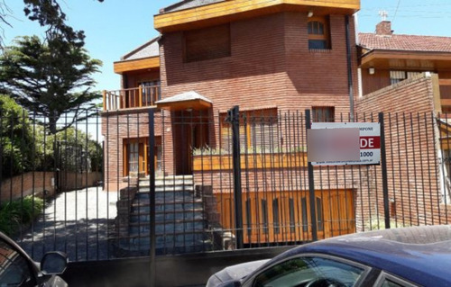 Chalet 6 Amb C/garage Doble Y Quincho - Barrio Constitucion