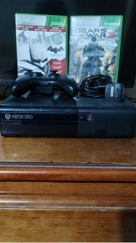 Xbox 360 Slim + 2 Juegos