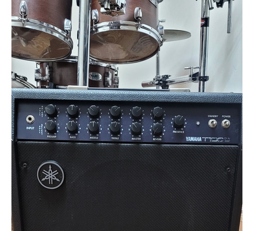 Amplificador Yamaha T100c