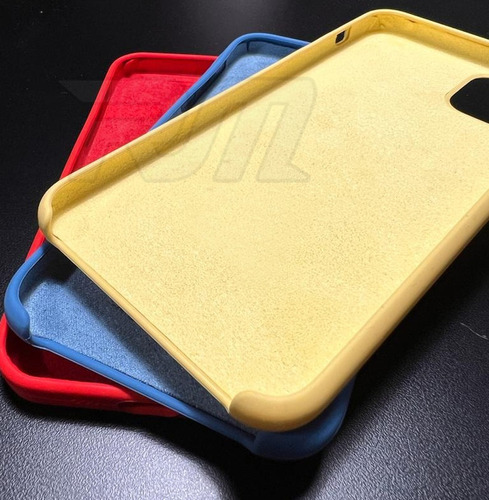 Case Silicone Compatível iPhone 7 Ao 14 Pro Max Amarelo