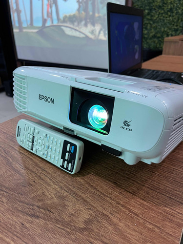 Projetor Epson E20 3400 Ansi Lumens