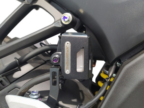 Protector Deposito Freno Trasero Yamaha Mt 15