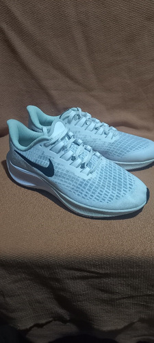 Nike Pegasus 37. Talle Us 9