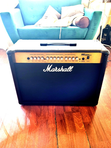 Amplificador De Guitarra Marshall Mg 250dfx Doble Parlante