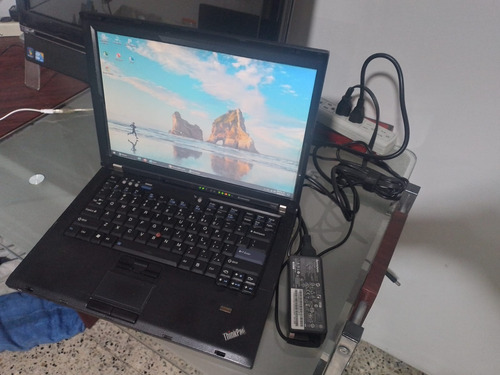 Laptop Lenovo T400 Thinkpad Funcionando Perfectamente