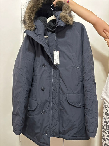 Campera Uniqlo De Mujer Gris Oscuro