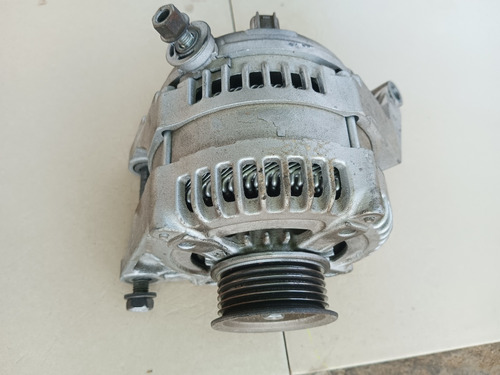 Alternador, Mercedes Benz C200 Kompressor  Foto 4