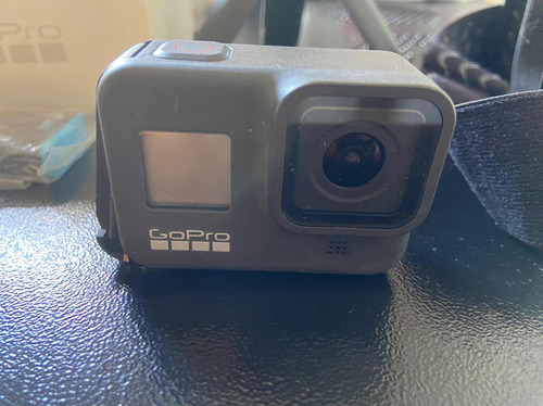 Câmera Gopro Hero 8 Black C/ Acessórios (usada)