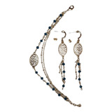 Set De Aretes Y Pulsera Marca Nice. Dorado Con Piedras