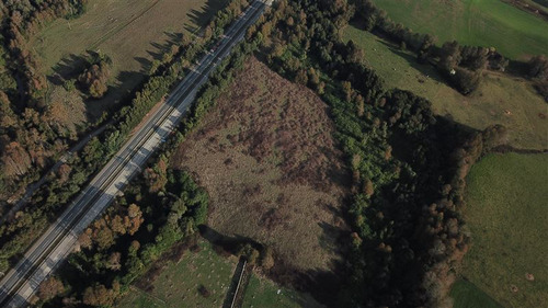 Terreno De 1,7 Hectáreas En Ruta 5 Cerca De Paillaco