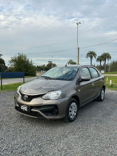 (blois) Toyota - Etios Xs 6mt 4p 1.5 N 2018