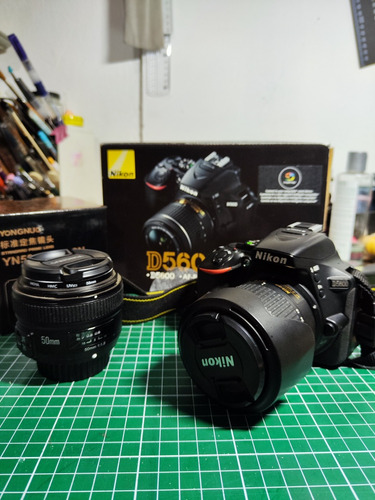 Cámara Nikon D5600 + Lente 18-55 + 50mm