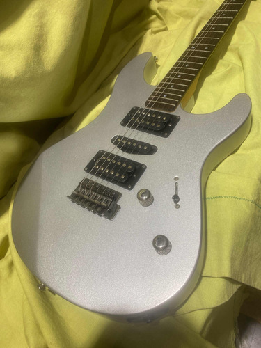 Guitarra Yamaha Rcx 121 Como Nueva Impecable Permutas 