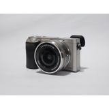 Camera Sony Mirrorless A6000