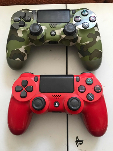 Playstation 4 Ps4 - 2 Controles Rojo Y Verde Camuflaje