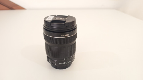 Lente Canon 18-135mm Cor Preto