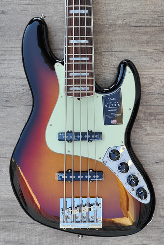 Fender American Ultra V - Jazz Bass 5
