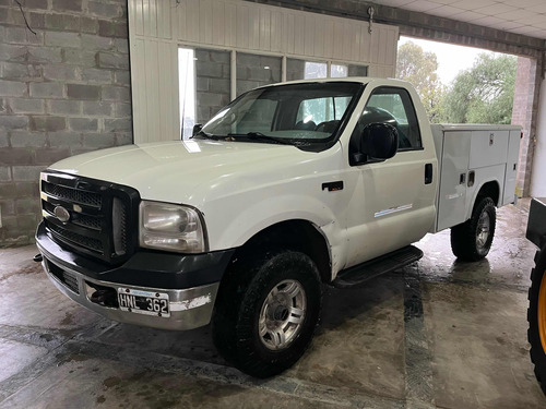 Ford F-100 2008 3.9 Cab. Simple Xlt 4x4 Cummins Particular