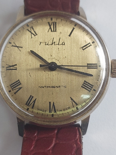 Reloj A Cuerda,marca Ruhla,made In Gdr,original,33mm Hombre.